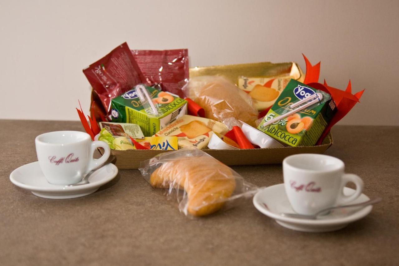 Gold94 Bed and Breakfast Napoli Eksteriør billede