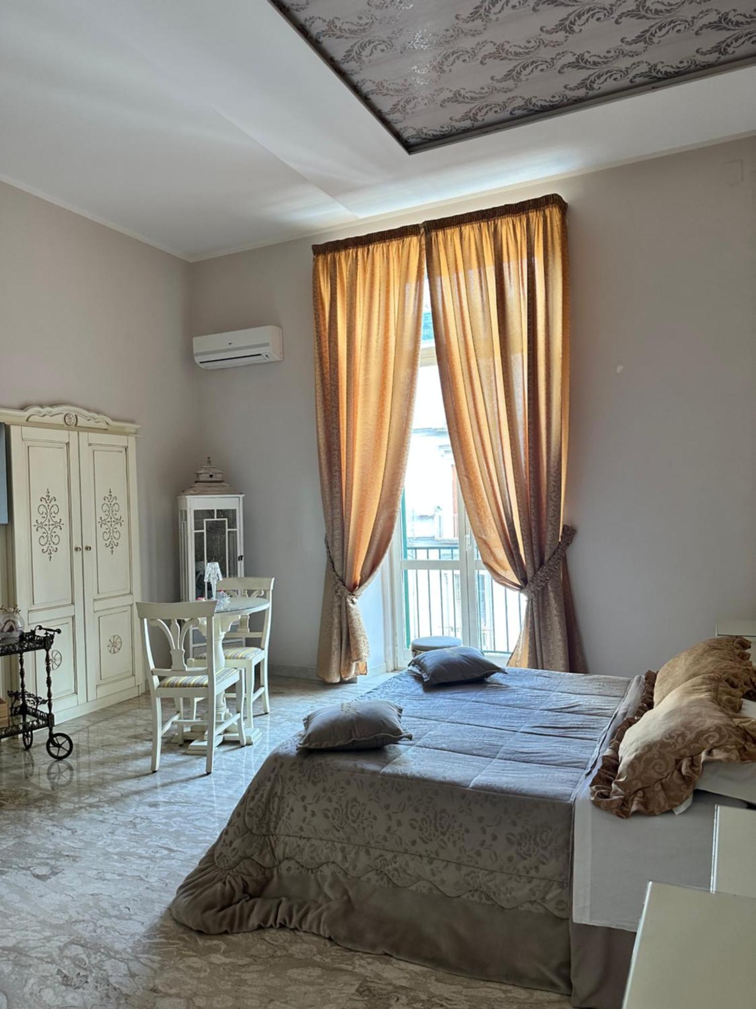 Gold94 Bed and Breakfast Napoli Eksteriør billede